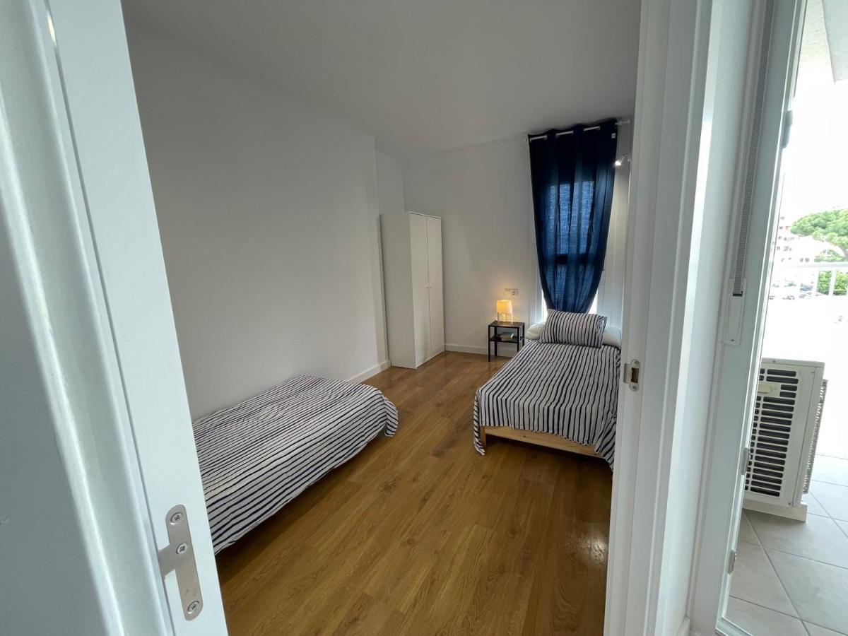 Apartamentos Con Terraza Frente Al Mar By Color Flats カネット・デ・ベレンゲル エクステリア 写真