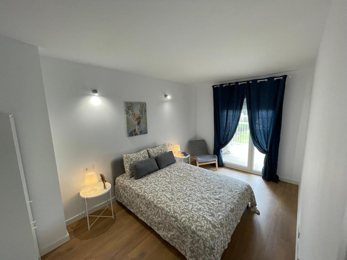 Apartamentos Con Terraza Frente Al Mar By Color Flats カネット・デ・ベレンゲル エクステリア 写真